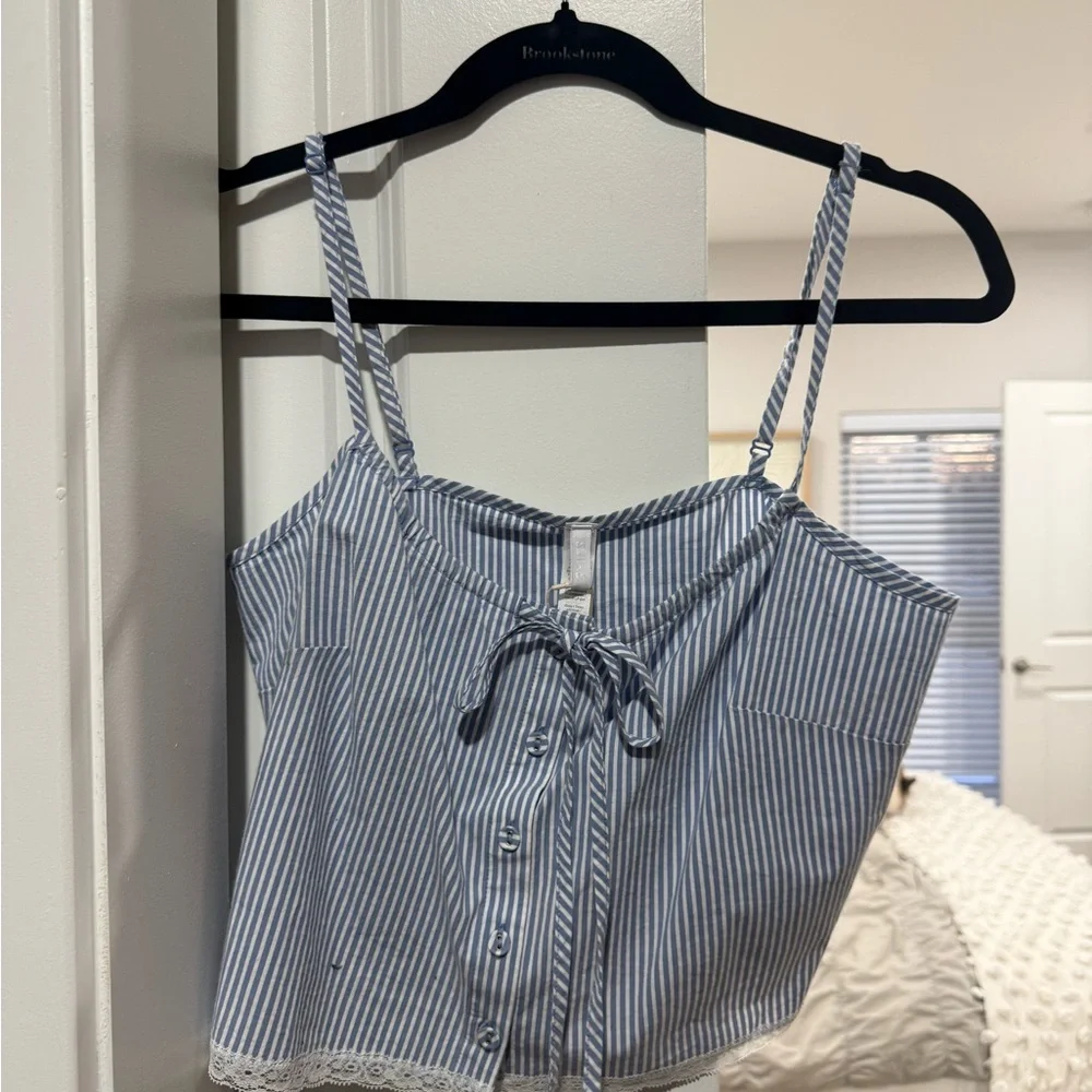 SKIMS NWT top S - Picture 10 of 13